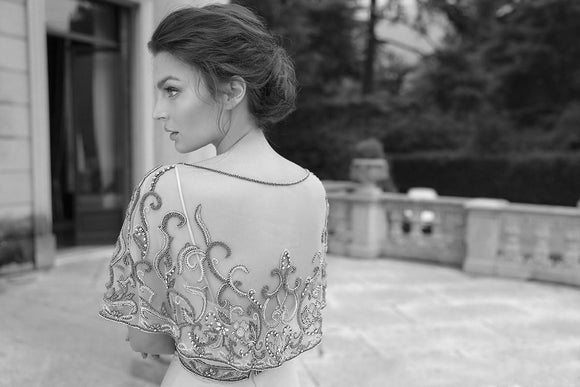 Vestido de Hombro Cristal Ajustado