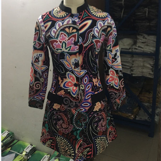 Chaqueta Larga Estampada de Manga Larga para Mujer - Image 4