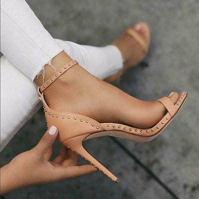 Sandalias de Tacón Stiletto Alto con Remaches - Diseño Europeo - Image 6