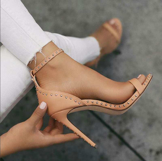 Sandalias de Tacón Stiletto Alto con Remaches - Diseño Europeo - Image 6
