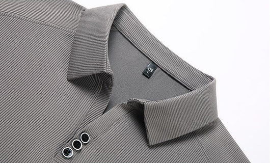 Polera con Textura Vertical y Acceso de Botones de Control - Image 15