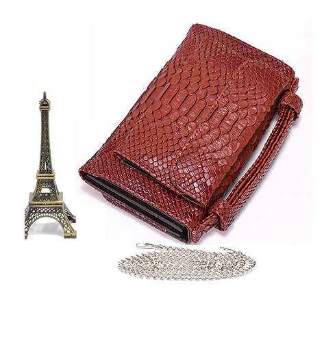 Cartera Clutch con Patrón Serpiente y Cadena Desmontable - Image 6