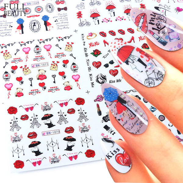 Set de Stickers de Uñas Adhesivas Diseño Osito Amor, Labios Rojos y Marca de Agua