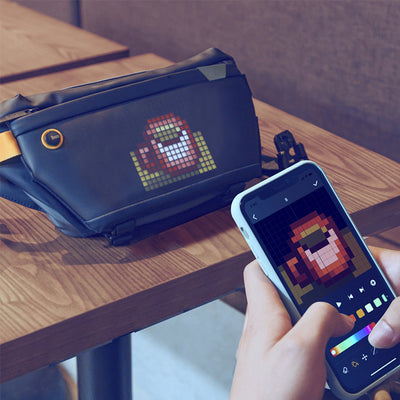 Bolsa Crossbody para Hombre con Pantalla LED Interactiva - Image 10