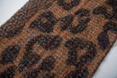 Bufanda Corta Estampado Leopardo Unisex - Diseño Europeo y Americano - Image 13