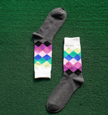 Calcetines Largos de Algodón para Hombre con Diseño de Diamantes Coloridos - Image 13