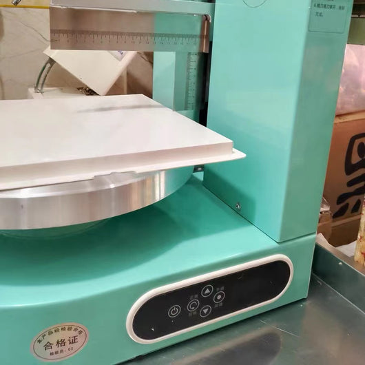 Máquina Inteligente para Decorar Pasteles de Cumpleaños - Image 11