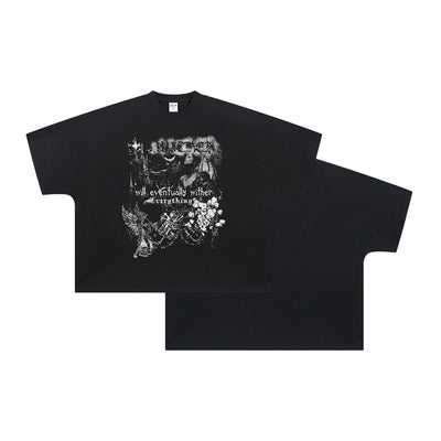 Playera Personalizada con Ilustración Masculina en Blanco y Negro - Image 6