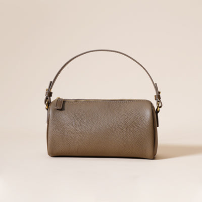 Bolso Axilar de Cuero Genuino con Textura Minimalista - Image 15
