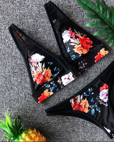 Bikini Halter Fruncido para Busto Pequeño con Abertura Lateral - Image 2