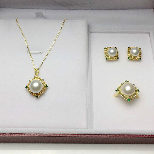 Juego de 4 Piezas Perlas de Agua Dulce: Collar, Pendientes y Anillo