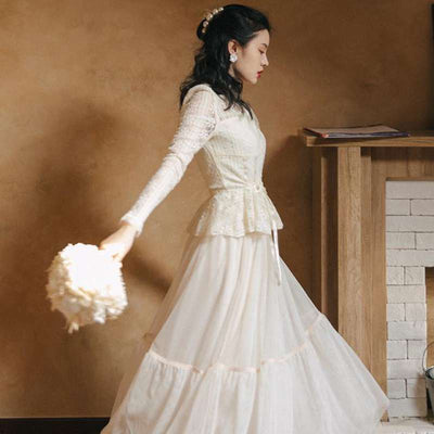 Conjunto Dos Piezas: Blusa Vintage Encaje y Falda Malla - Image 4