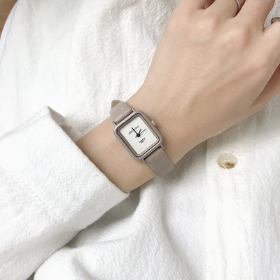 Reloj de Pulsera Cuadrado Minimalista para Mujer - Image 8