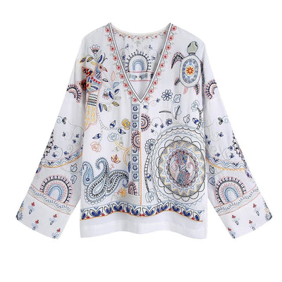 Blusa Blanca Elegante con Abertura Lateral, Cuello V y Bordado Artesanal - Image 9