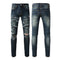 Calça Jeans Masculina Azul Rasgada com Patches de Couro - Estilo Street