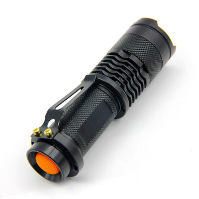 Linterna LED Compacta de Aluminio - Luz Potente para Aventuras - Image 11