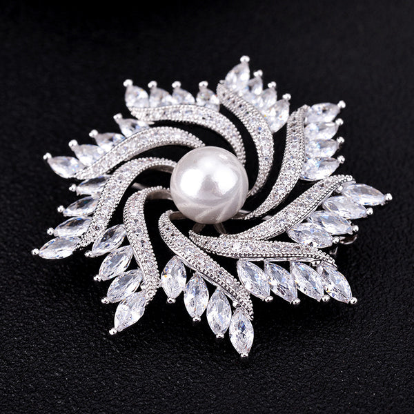 Broche de Cristal Circón Lujo Coreano con Diseño Girasol