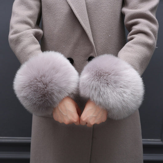 Chaqueta Acolchada con Puños de Piel Sintética de Zorro - Image 12
