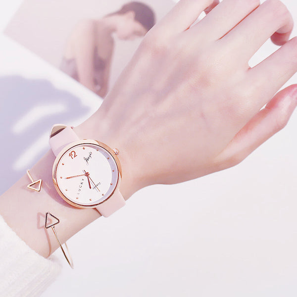 Reloj de Corazón Versátil para Mujer - Diseño Japonés