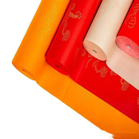 Papel para Caligrafía con Dragón Dorado y Patrones de Nubes Auspiciosas - Image 5