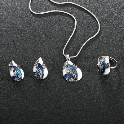 Conjunto de Collar, Aretes y Anillo Geométrico - Image 10