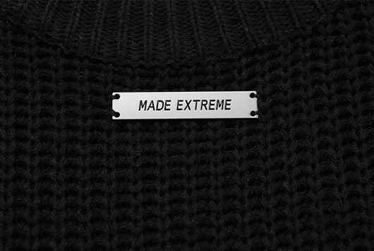 Suéter Holgado para Hombre con Detalles de Costura y Borlas - Image 9