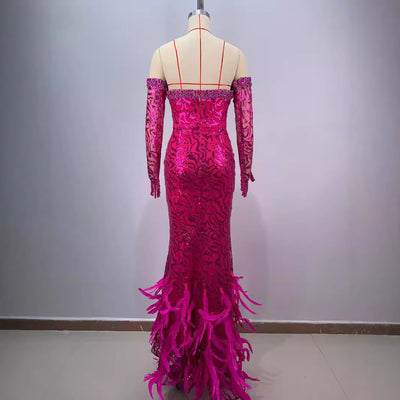 Vestido de Fiesta Sirena Ajustado con Plumas y Cola Voluminosa - Image 3