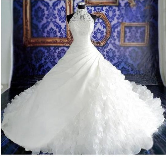Vestido de Novia Premium al Mayor con Cola Espectacular - Image 8