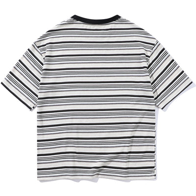 Camiseta Holgada Artística de Rayas para Hombre - Estilo Juvenil Fresco - Image 3