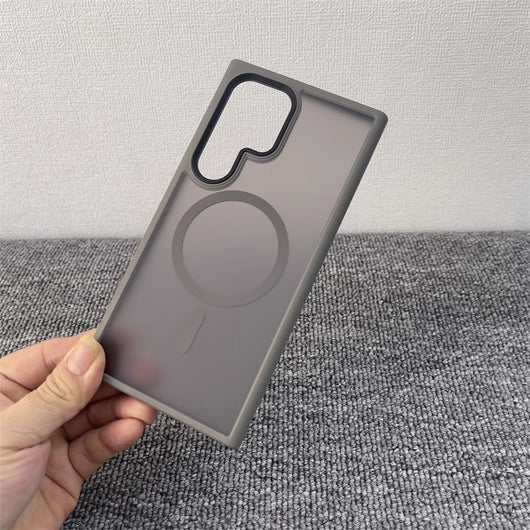 Funda Magnética Absorbente de Impactos con Acabado Mate - Image 12