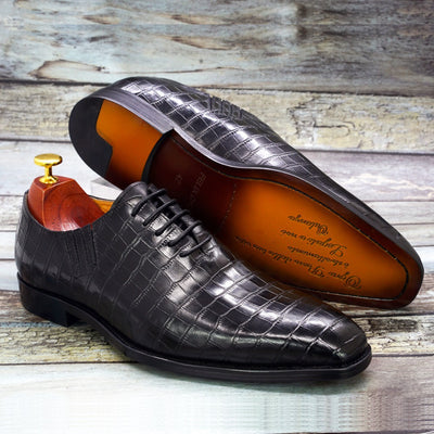 Zapatos Formales de Cuero con Patrón de Pez Grabado - Image 4