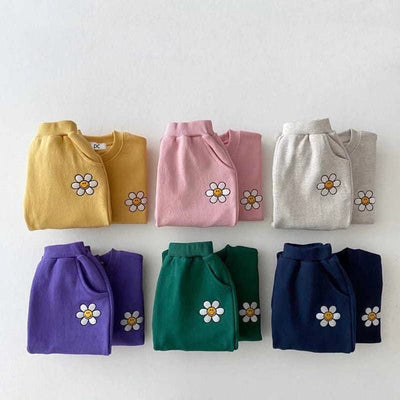 Conjunto de Suéter Casual con Flores Bordadas - Image 8