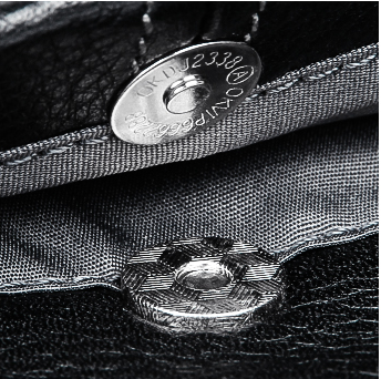Mochila Cruzada de Cuero Vertical - Bolso de Moda Versátil - Image 17