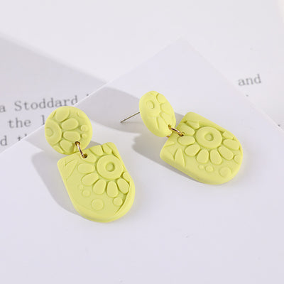 Aretes Geométricos Girasol en Relieve - Image 6