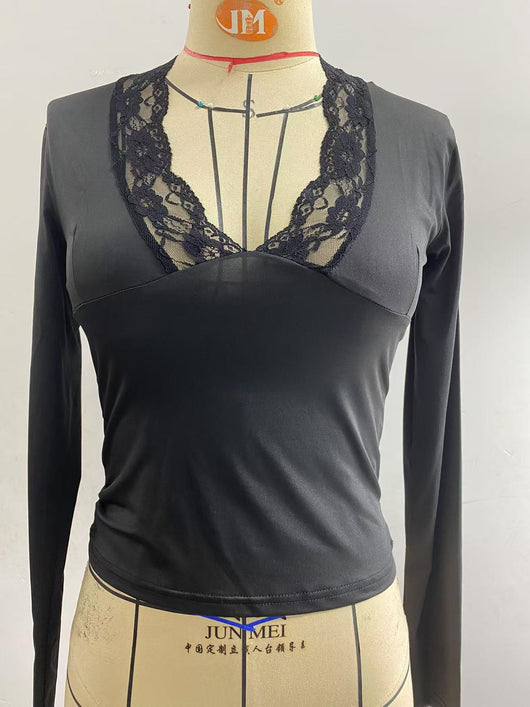 Blusa Ajustada de Manga Larga con Encaje Floral - Image 16