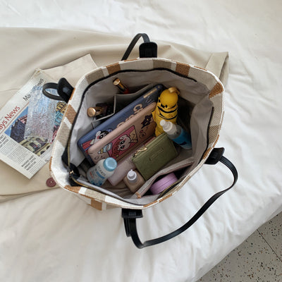 Bolsa Tote de Lona con Asa Simple - Diseño a Rayas con Contraste de Colores - Image 13