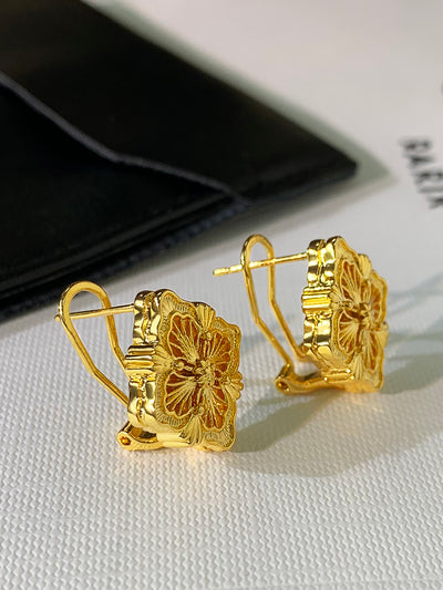 Aretes de Oro Francés con Trébol de Cuatro Hojas y Fritilaria - Image 8