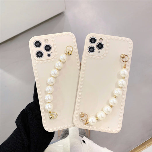Funda para iPhone con Pulsera de Perlas - Protección Integral y Elegancia - Image 4
