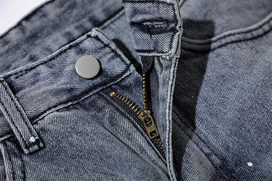 Jeans Azul Lavado con Bordado de Calavera para Hombre - Image 11