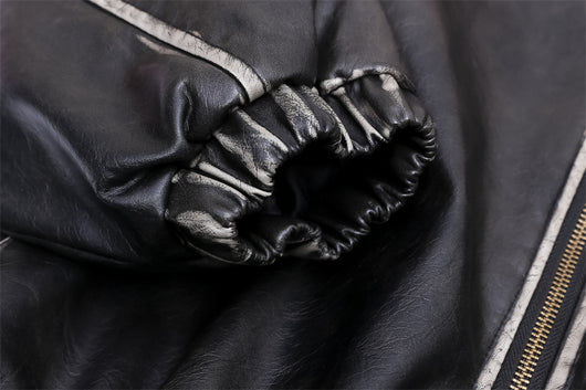 Abrigo de Cuero Acolchado con Bordado Floral para Hombre - Image 18