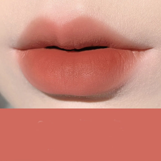 Brillo Labial Velvet Foggy con Acabado Mate Difuminado - Image 13