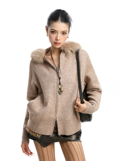 Abrigo Cardigan con Capucha y Cuello de Pelaje Beige para Mujer - Image 3