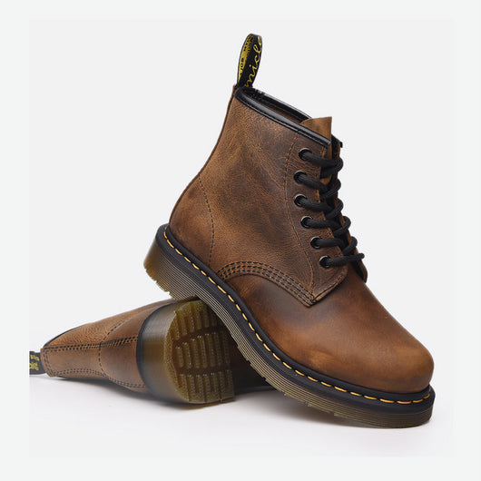 Botas Altas de Cuero Crazy Horse Café para Parejas - Cordones Resistentes para Aventuras - Image 10