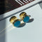 Aretes Vintage Asimétricos Azul Naranja con Diseño Contrastante