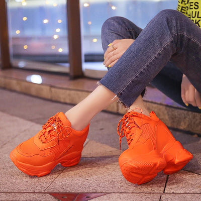 Zapatillas Deportivas Papá Elevadas de Boca Baja en Trifle - Image 17