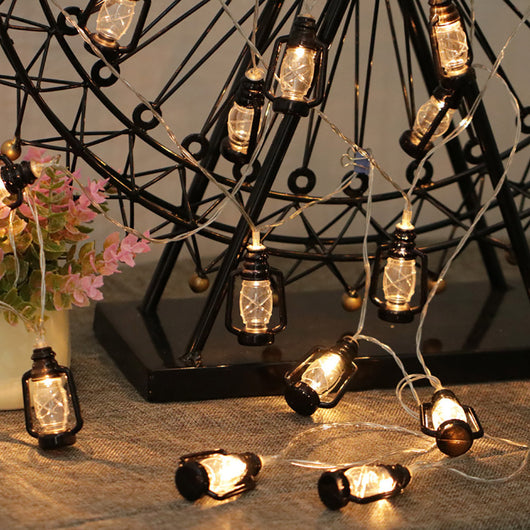 Luces LED Estilo Linterna Retro - Guirnalda Decorativa a Batería para Fiestas y Jardín - Image 15