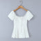 Blusa Elegante de Encaje Francés Confeccionada a Mano con Pliegues y Parches