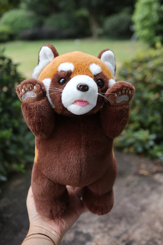 Peluche Panda Rojo Sorprendido Station Style - Image 12
