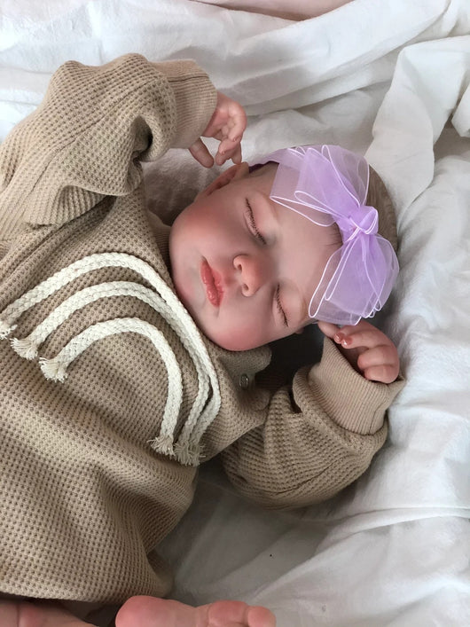 Muñeca Reborn Realista de 49cm con Detalles Auténticos - Image 11