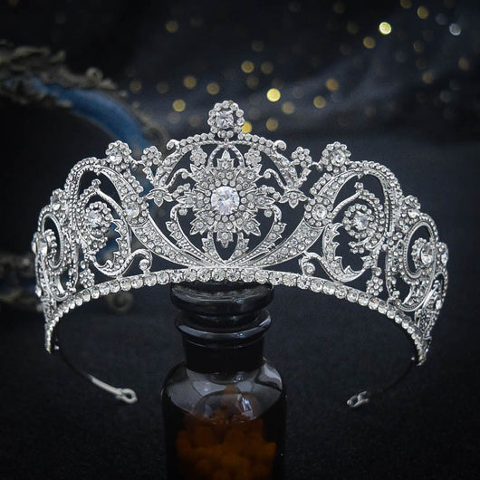 Corona Nupcial de Circón - Tocado Elegante para Novias - Image 9